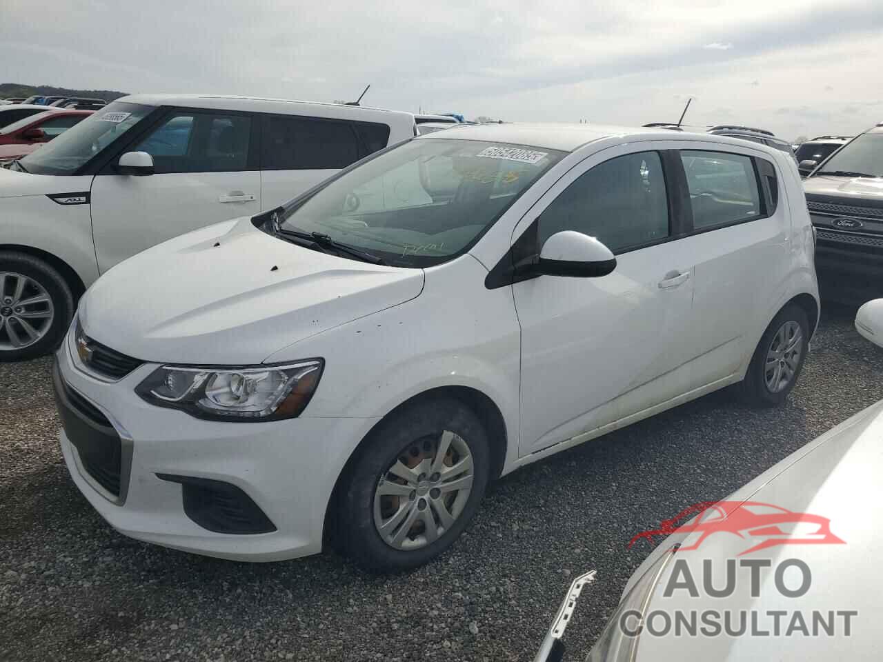CHEVROLET SONIC 2019 - 1G1JG6SB2K4143635