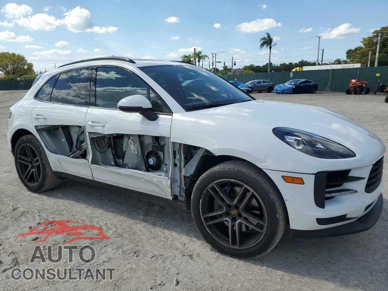 PORSCHE MACAN 2021 - WP1AB2A55MLB37197