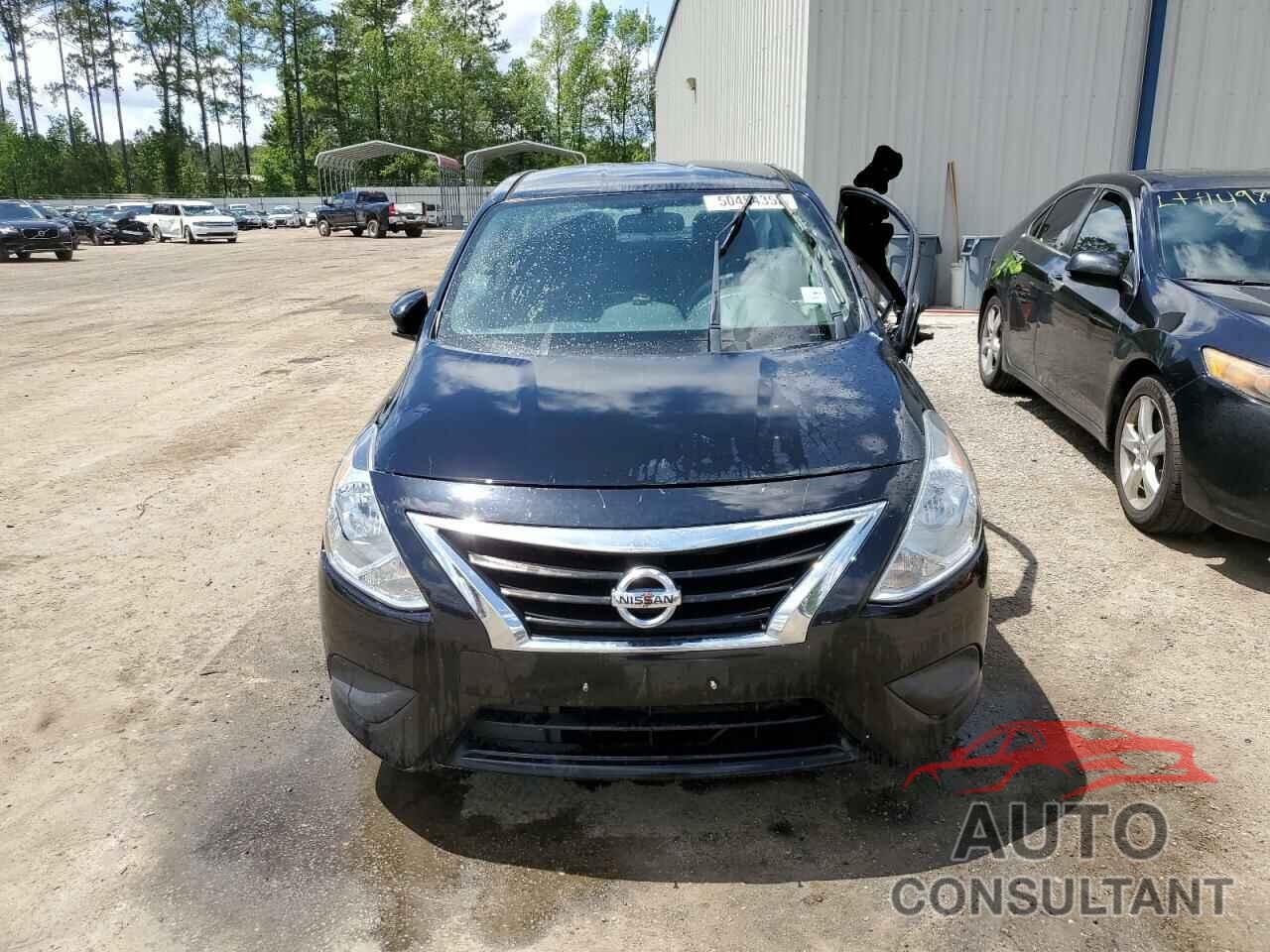 NISSAN VERSA 2018 - 3N1CN7AP4JL815232