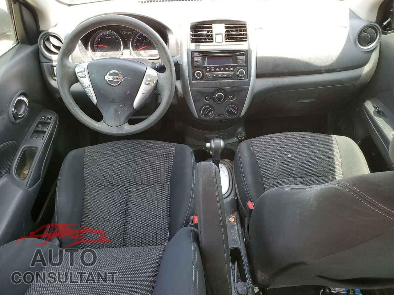 NISSAN VERSA 2017 - 3N1CN7AP3HL823526