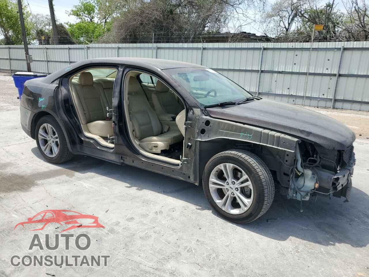 FORD TAURUS 2013 - 1FAHP2E82DG200440