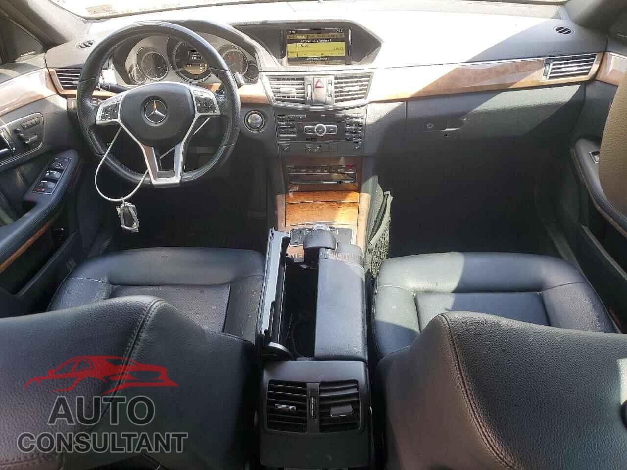 MERCEDES-BENZ E-CLASS 2012 - WDDHF8JBXCA643573