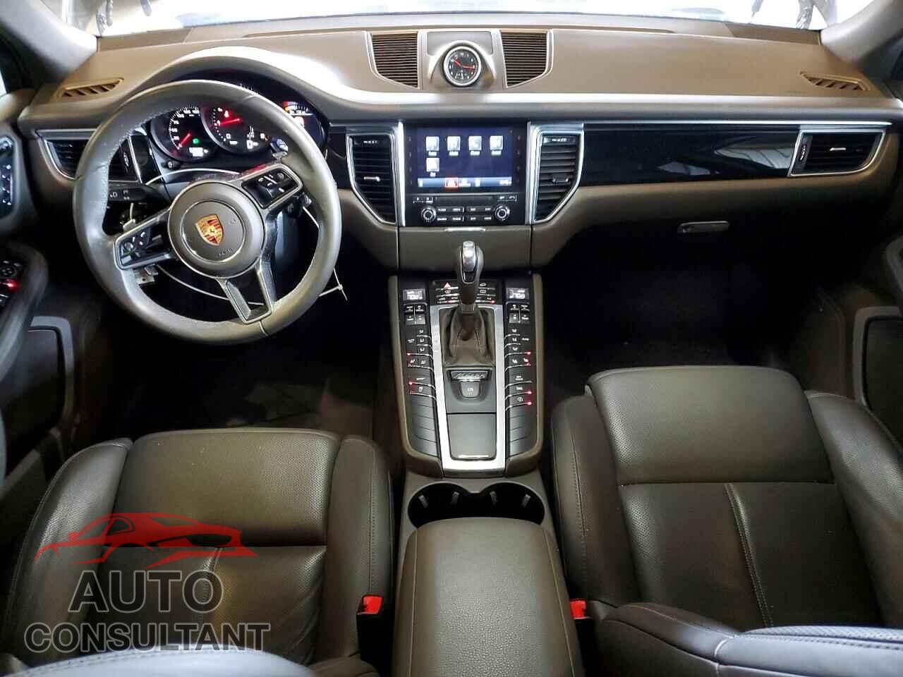 PORSCHE MACAN 2018 - WP1AA2A55JLB22410