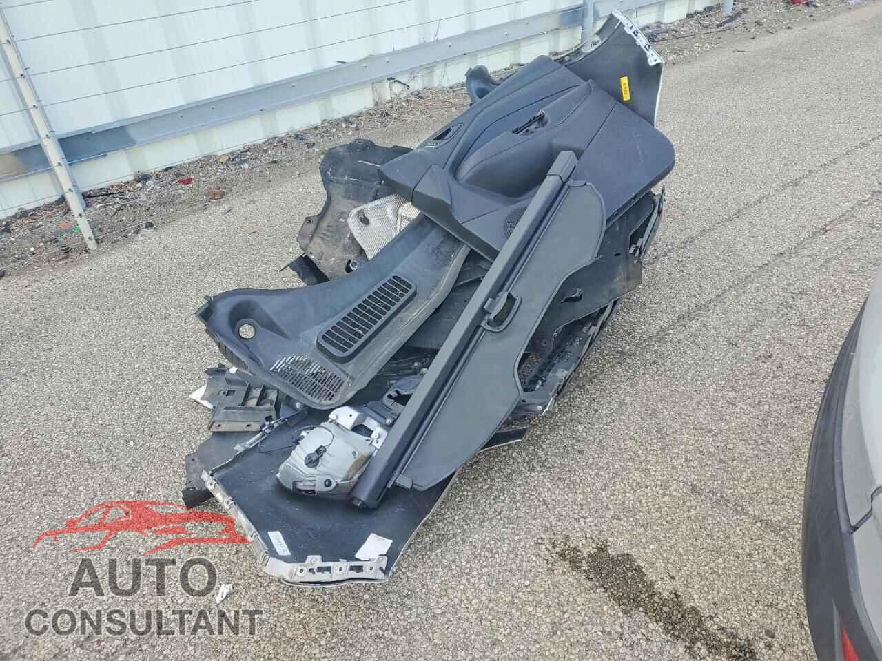 FORD ESCAPE 2018 - 1FMCU0F79JUB39295