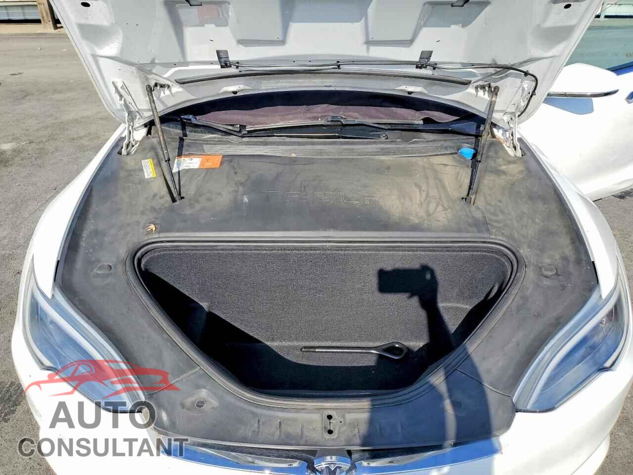 TESLA MODEL S 2016 - 5YJSA1E25GF143057