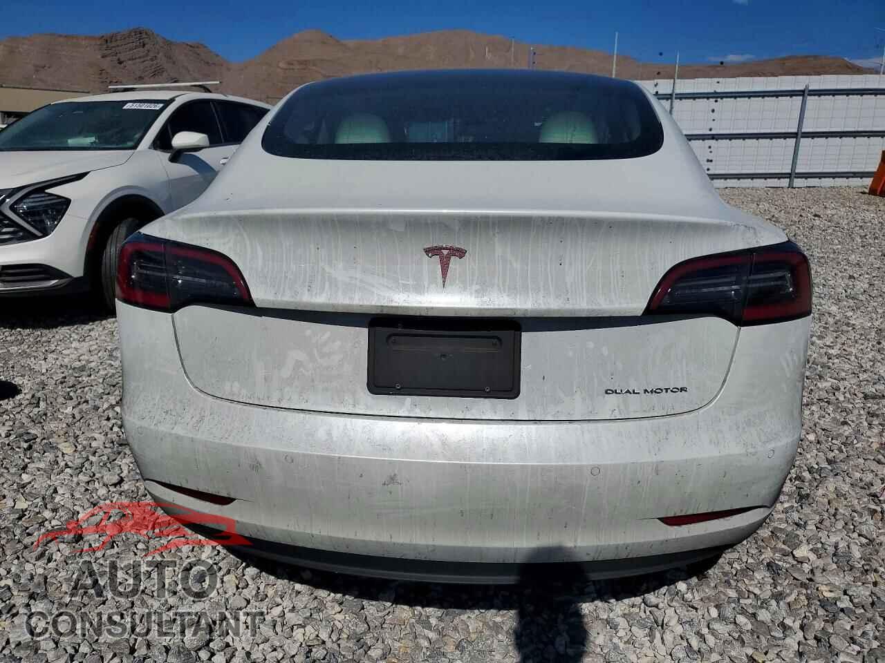 TESLA MODEL 3 2021 - 5YJ3E1EB3MF091416