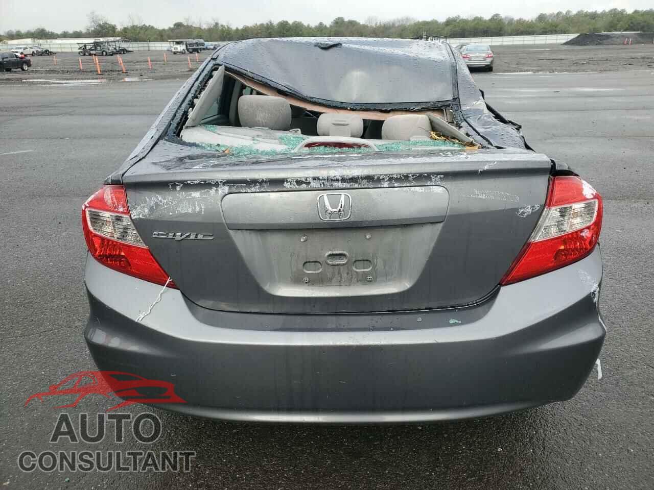 HONDA CIVIC 2012 - 2HGFB2F52CH596054