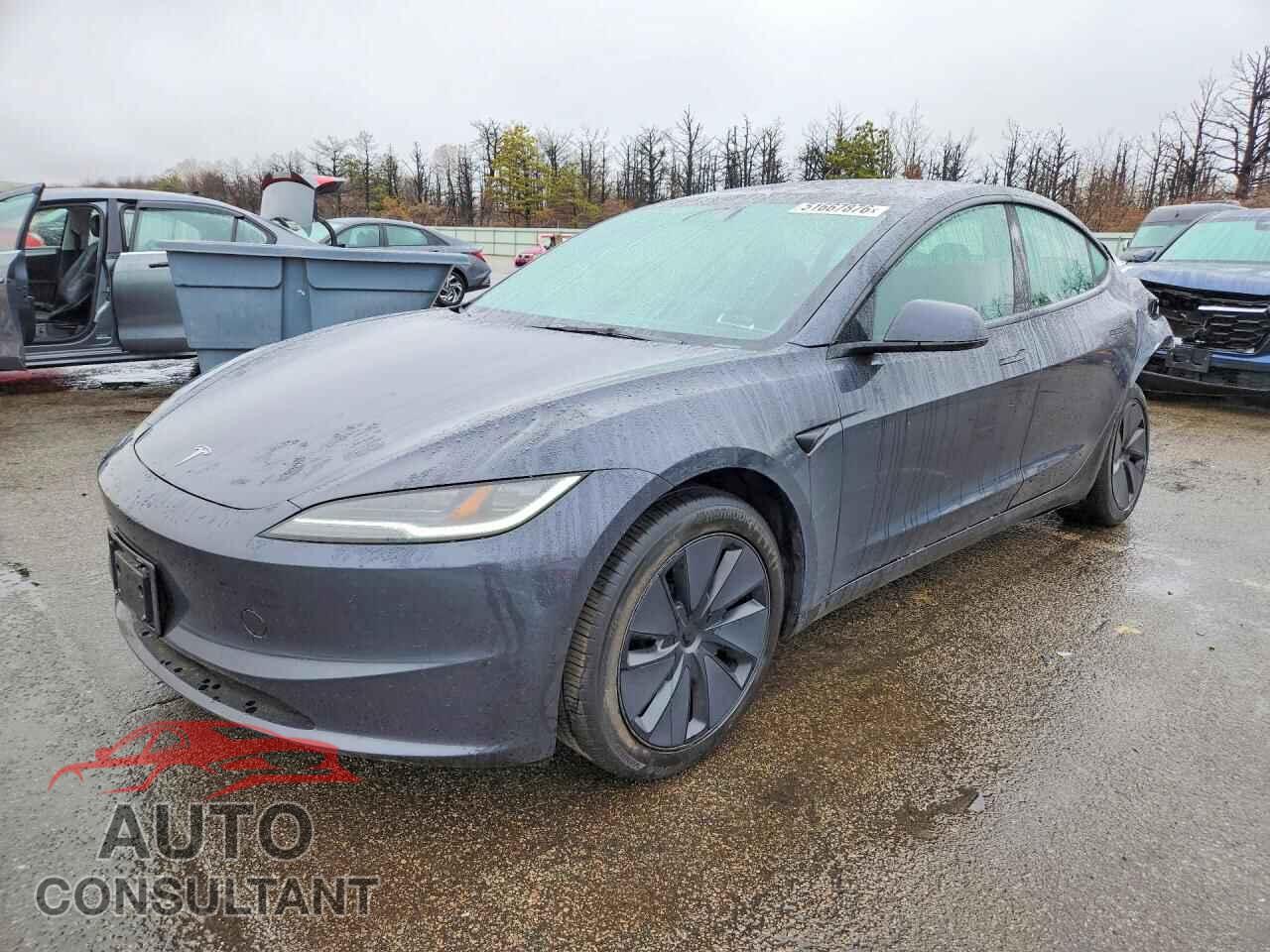 TESLA MODEL 3 2024 - 5YJ3E1EA4RF722883