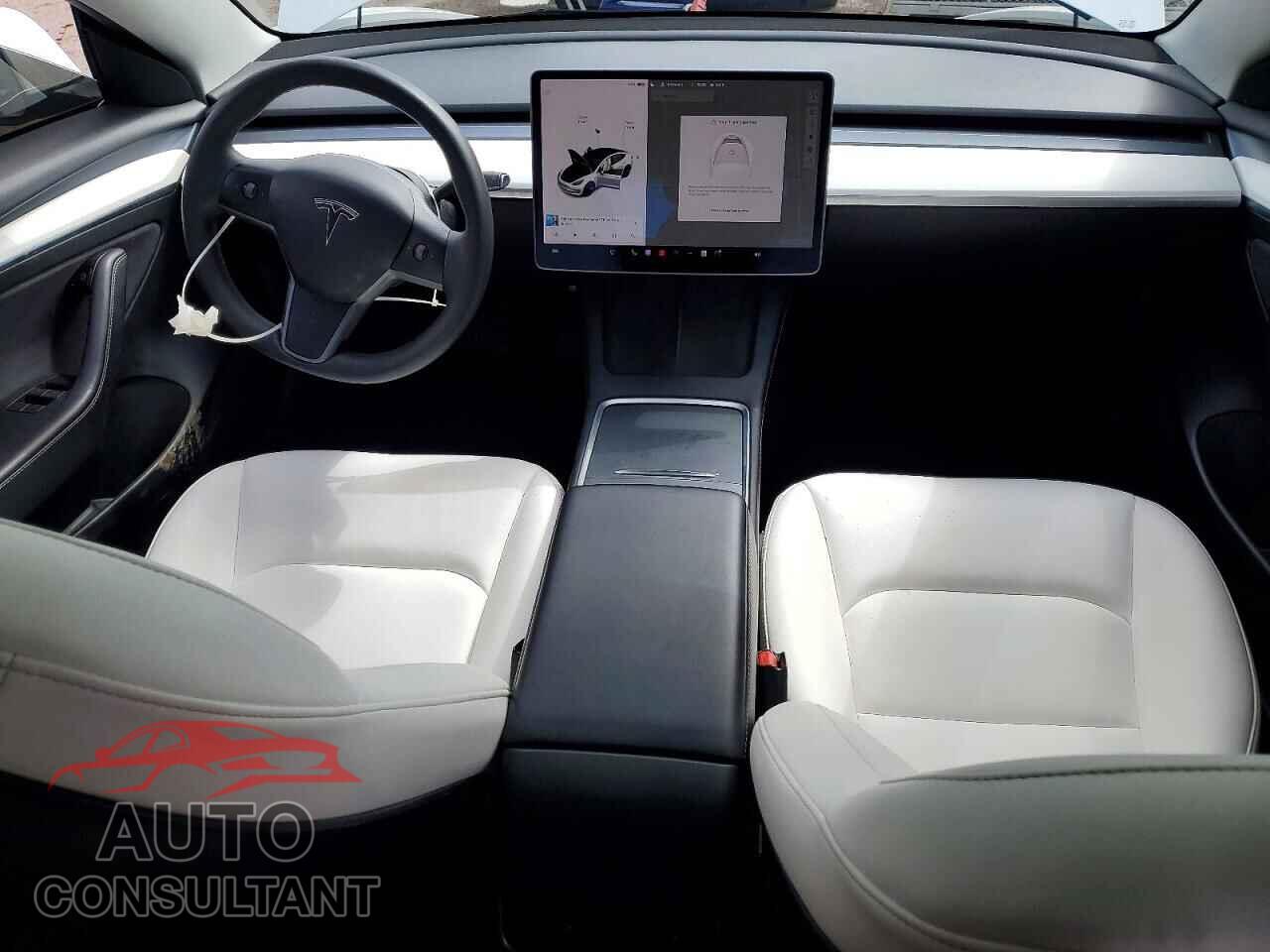 TESLA MODEL 3 2022 - 5YJ3E1EB9NF110908