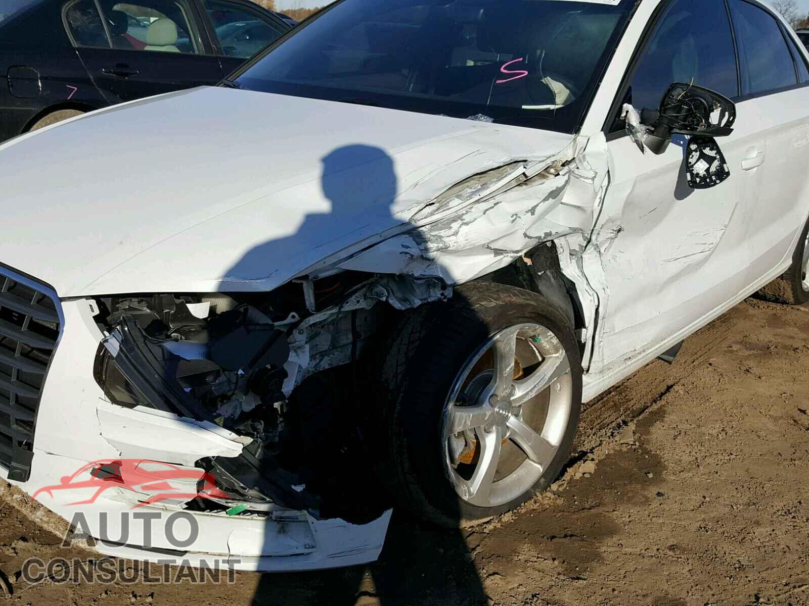 AUDI A3 2016 - WAUA7GFF9G1023797