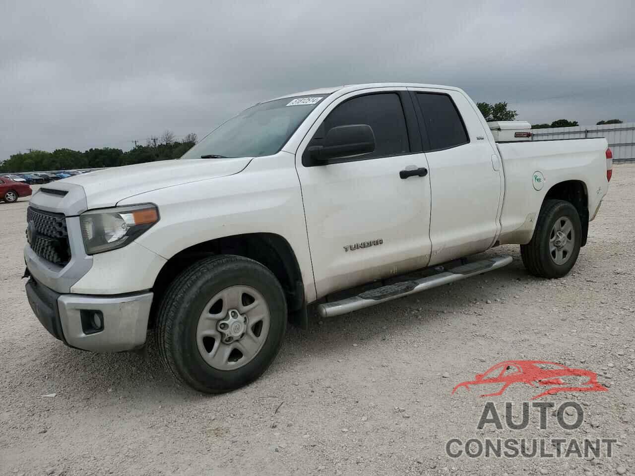 TOYOTA TUNDRA 2018 - 5TFRM5F1XJX124701