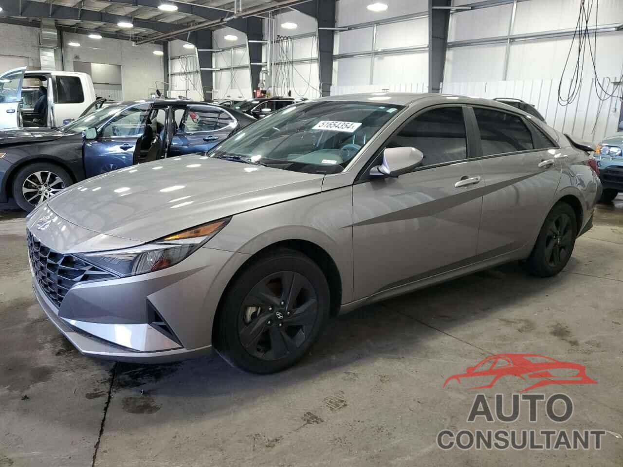 HYUNDAI ELANTRA 2023 - KMHLM4AG3PU593551
