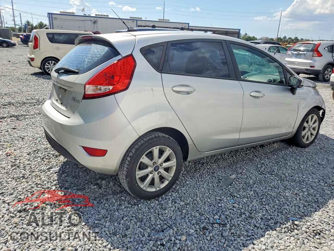 FORD FIESTA 2012 - 3FADP4EJ3CM158216