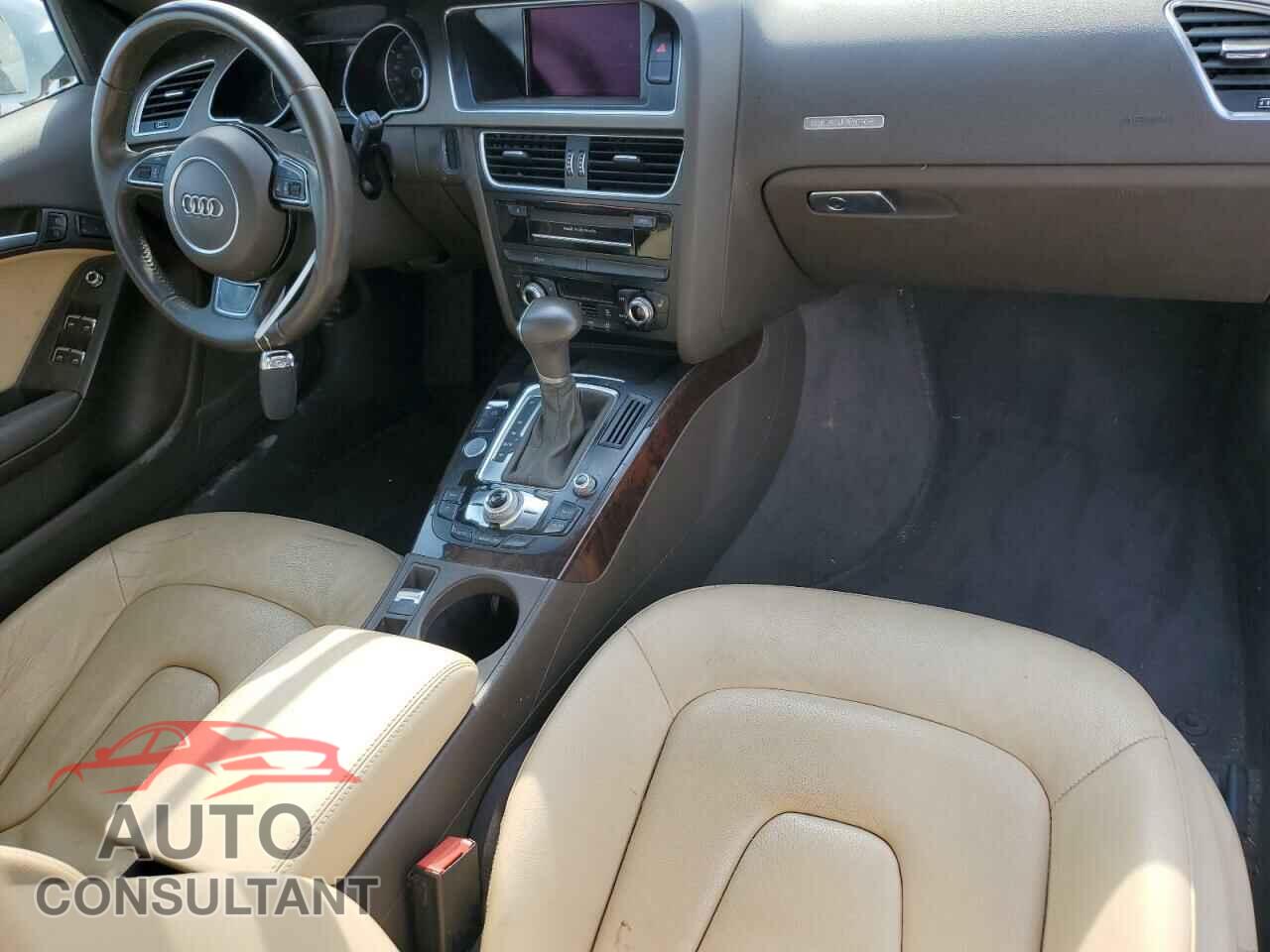 AUDI A5 2013 - WAULFAFH4DN016139