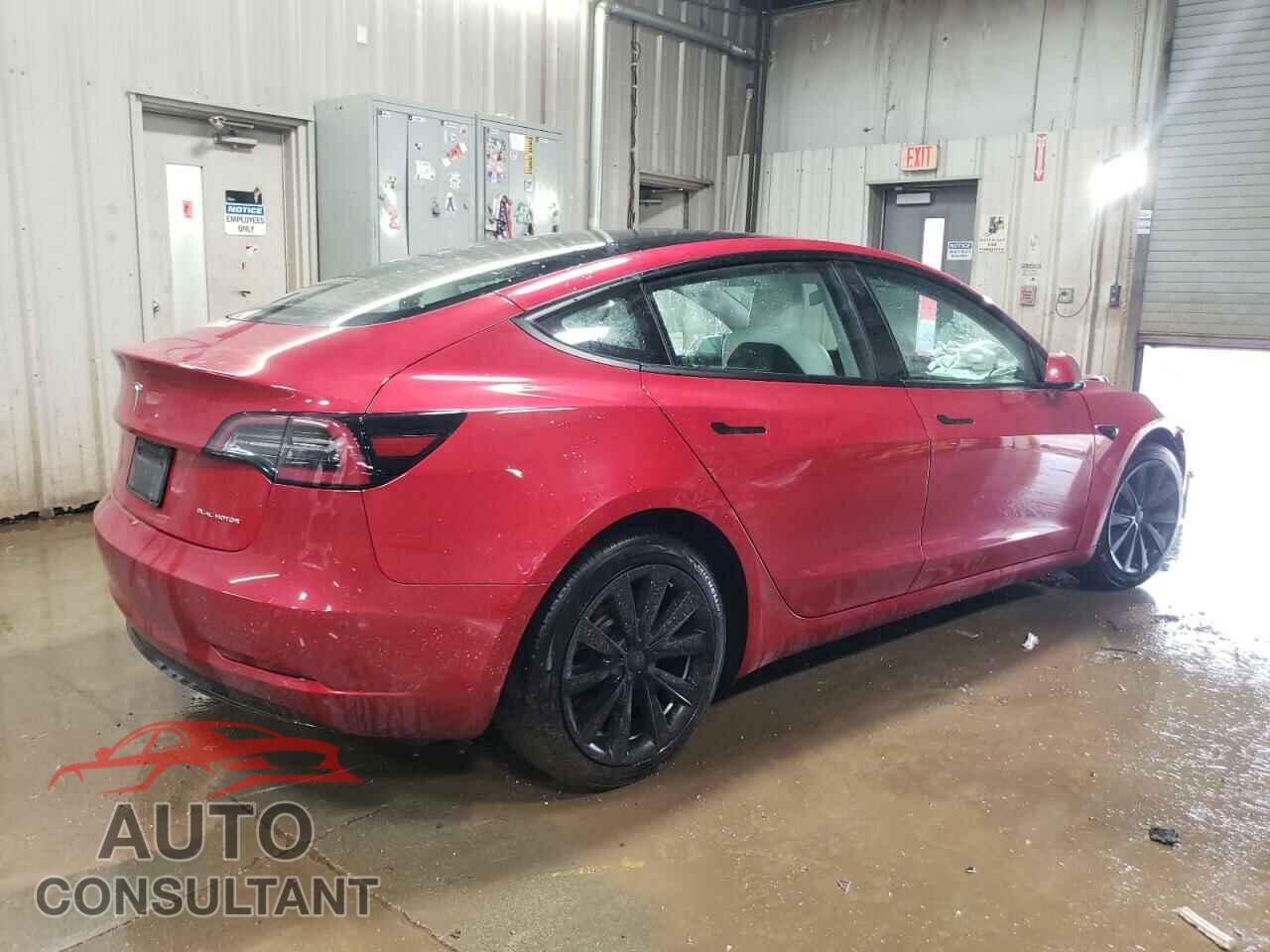 TESLA MODEL 3 2021 - 5YJ3E1EB9MF046321
