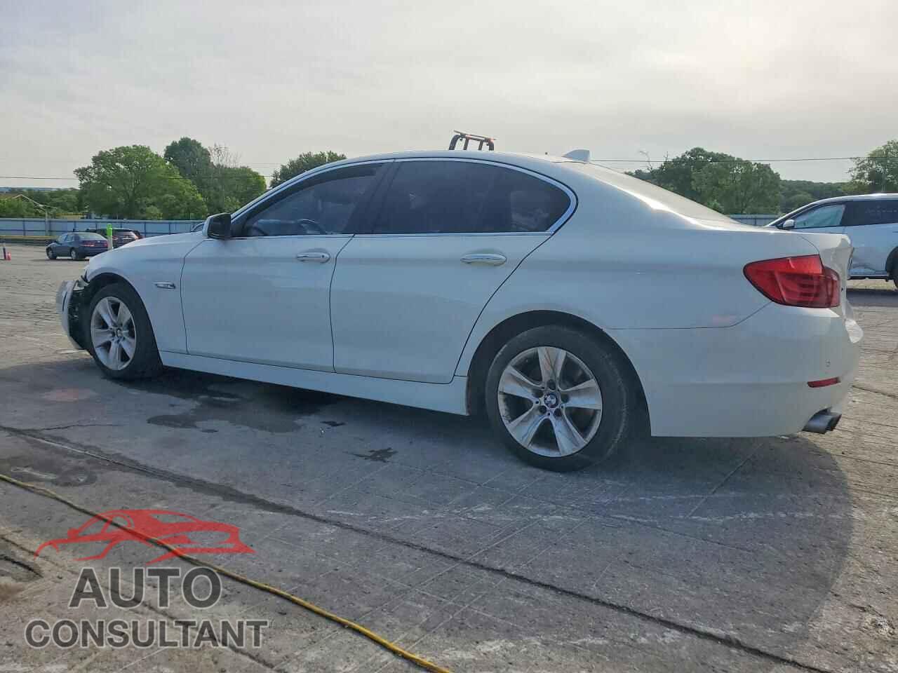 BMW 5 SERIES 2013 - WBAXG5C52DDY36547