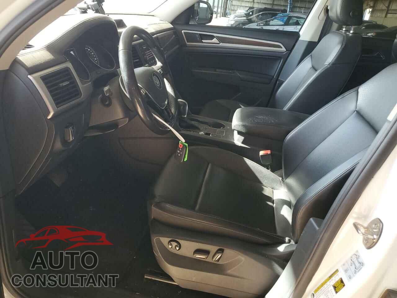 VOLKSWAGEN ATLAS 2018 - 1V2DR2CA4JC526332