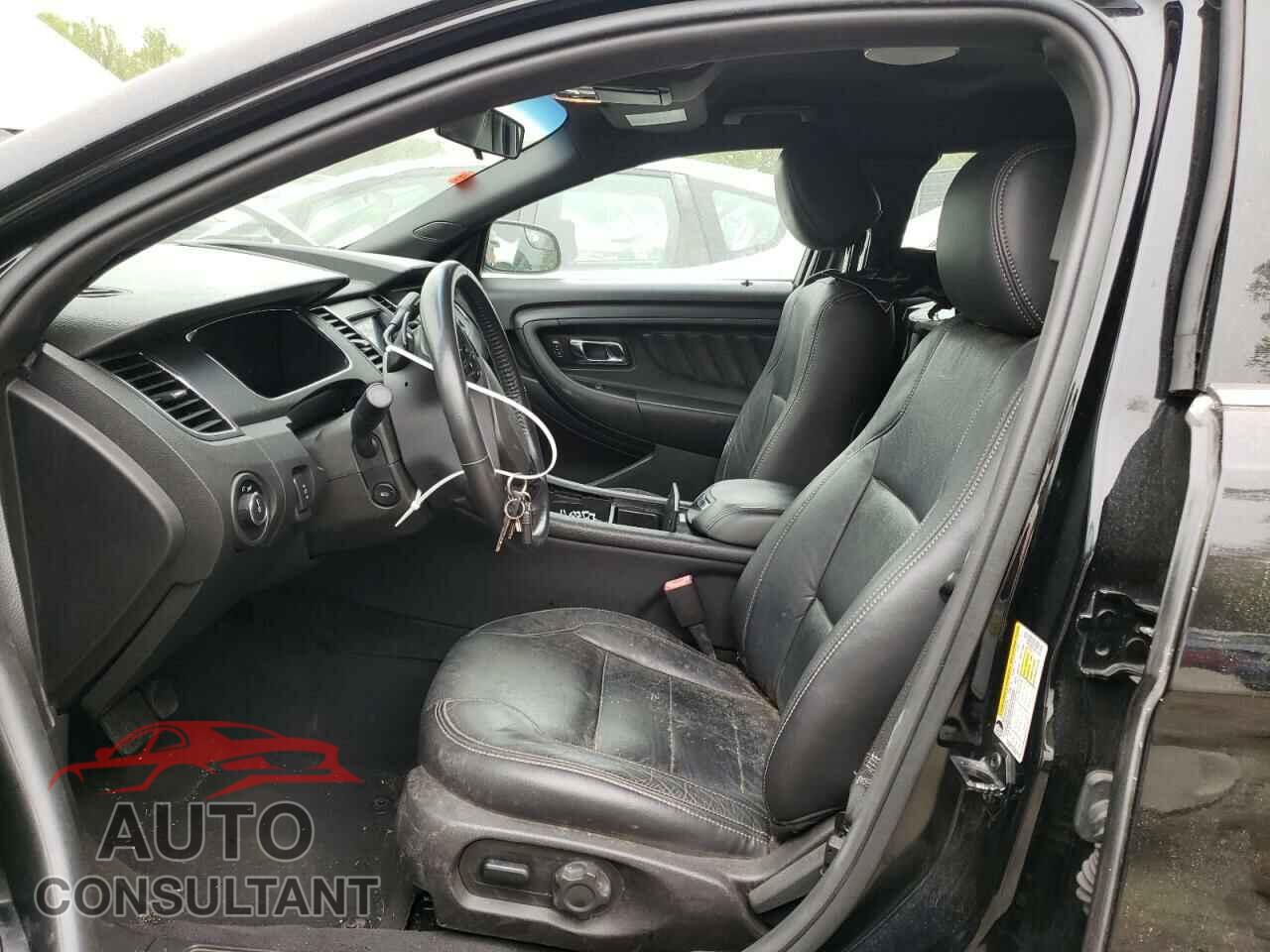 FORD TAURUS 2018 - 1FAHP2MT6JG135061