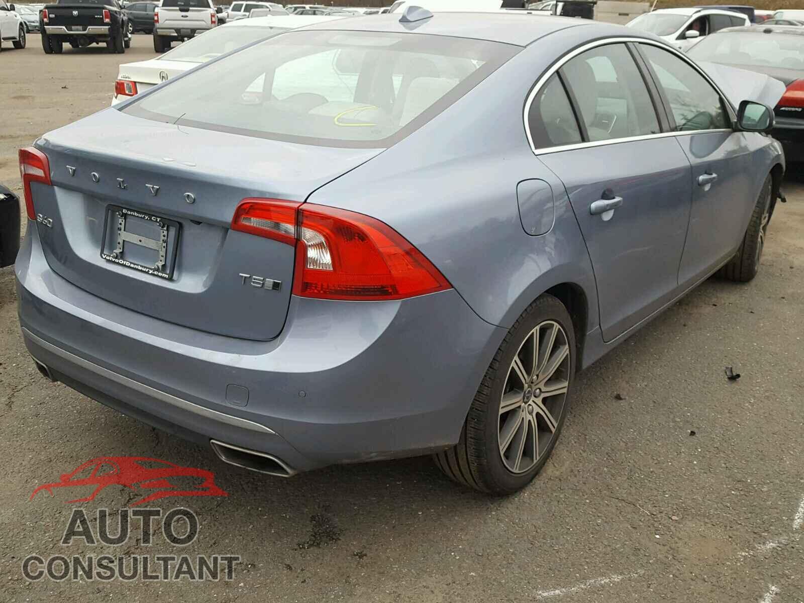 VOLVO S60 2017 - LYV402TK5HB136231