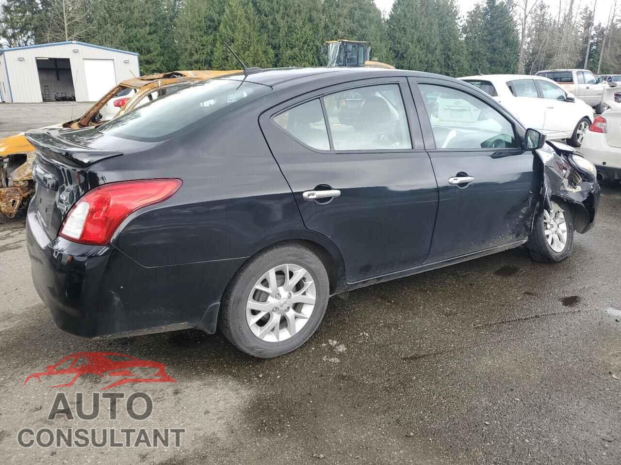 NISSAN VERSA 2017 - 3N1CN7APXHL853929