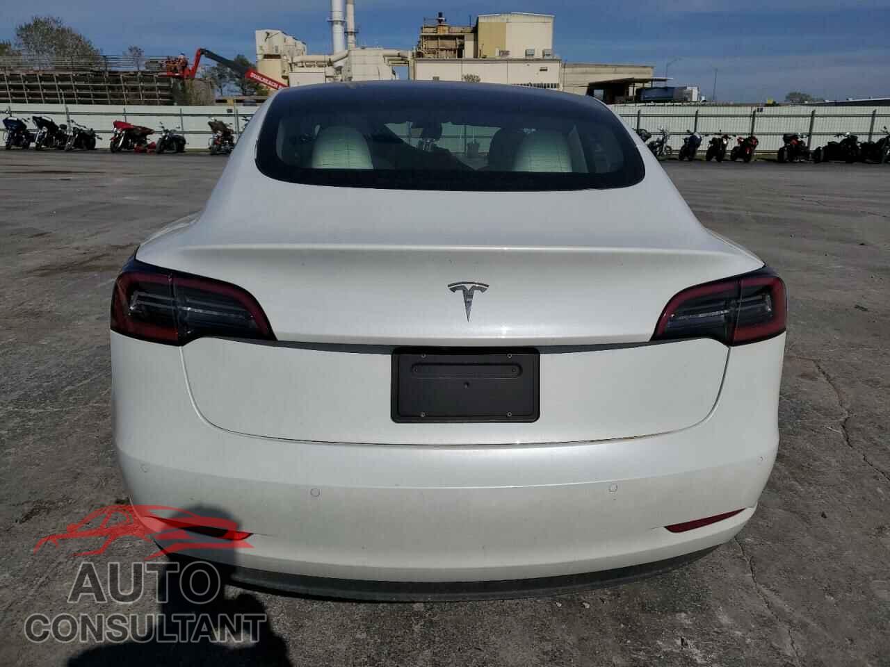 TESLA MODEL 3 2021 - 5YJ3E1EA6MF874561