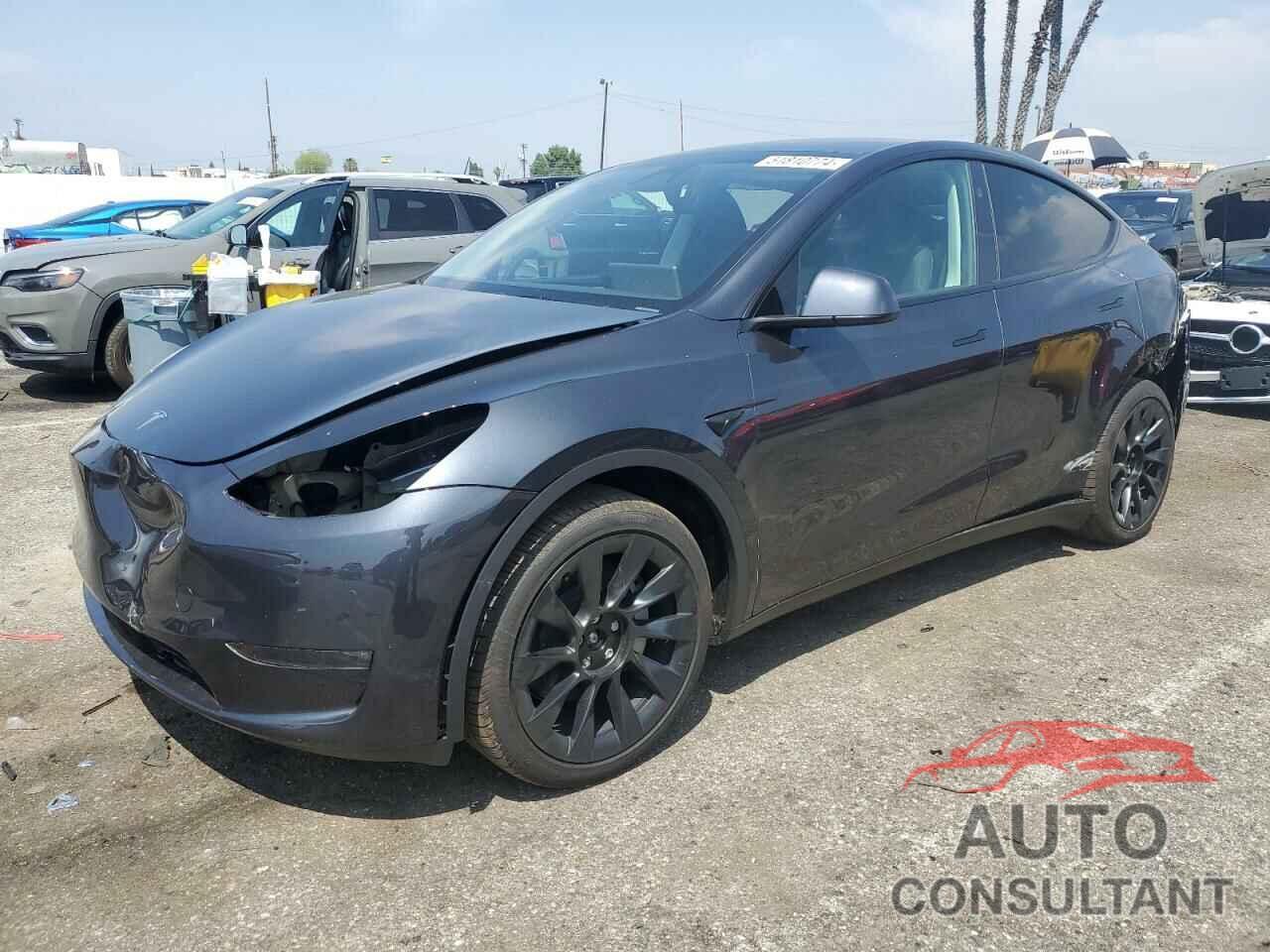 TESLA MODEL Y 2024 - 7SAYGDEE2RA223441