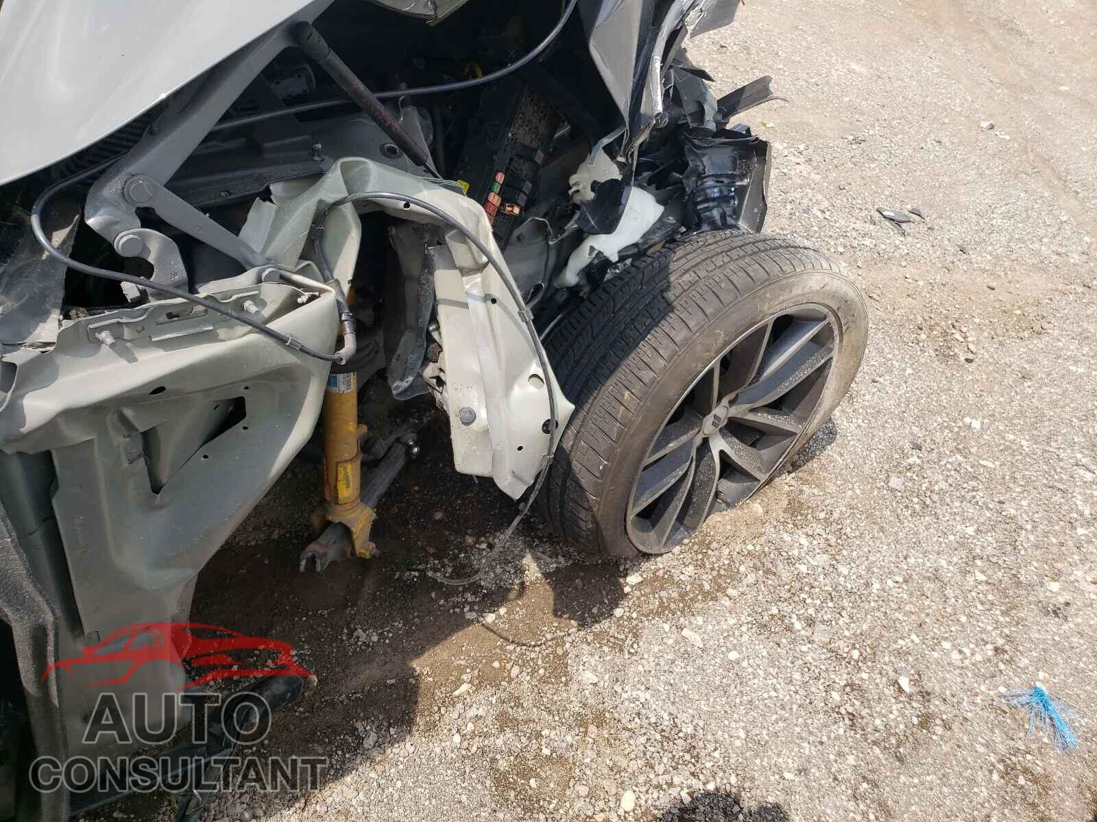 DODGE CHALLENGER 2018 - 2C3CDZBT3JH172277