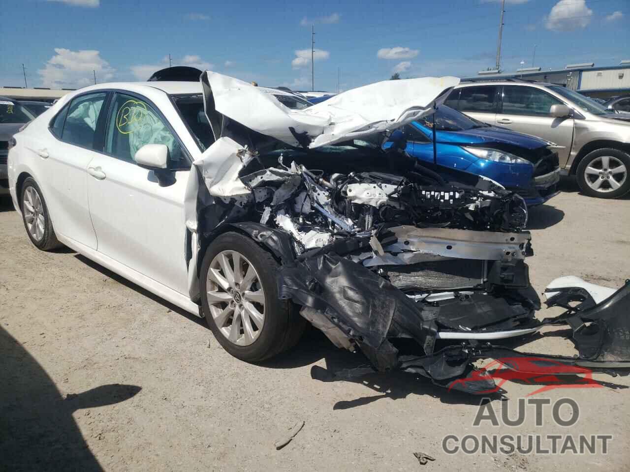 TOYOTA CAMRY 2020 - 4T1C11AK4LU963184