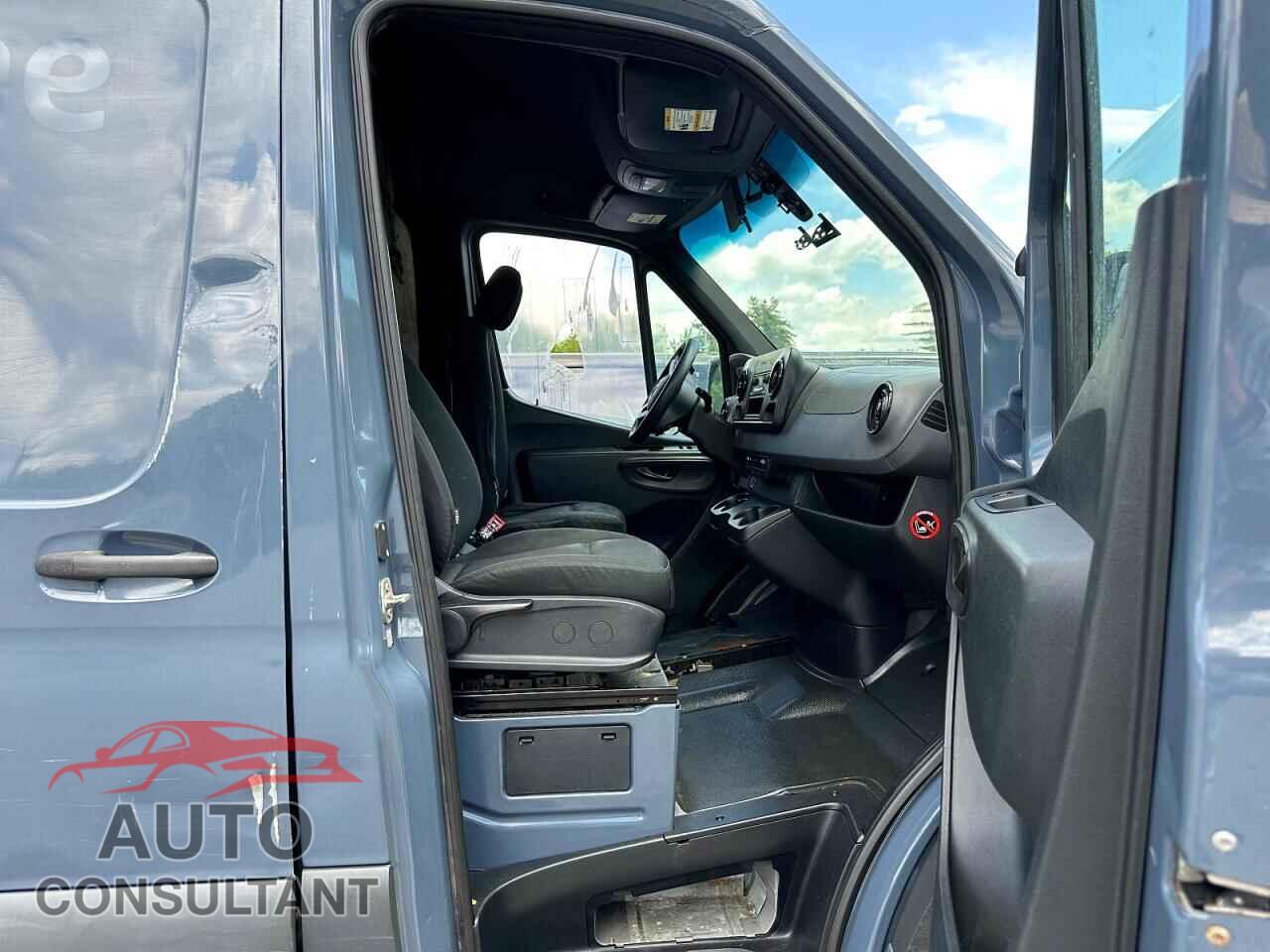 MERCEDES-BENZ SPRINTER 2019 - WD4PF1CD3KP150623