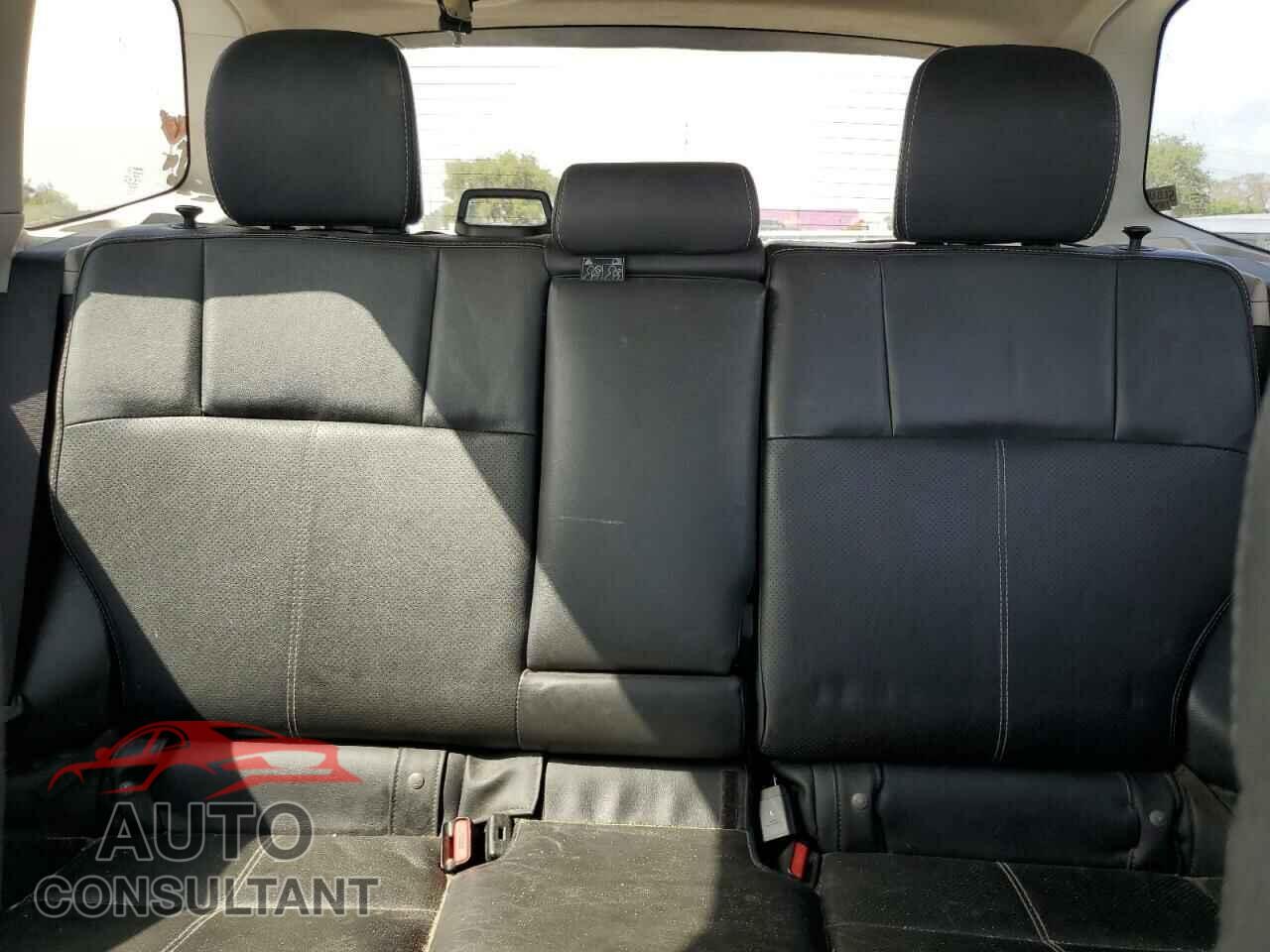 SUBARU FORESTER 2017 - JF2SJGWC1HH588621