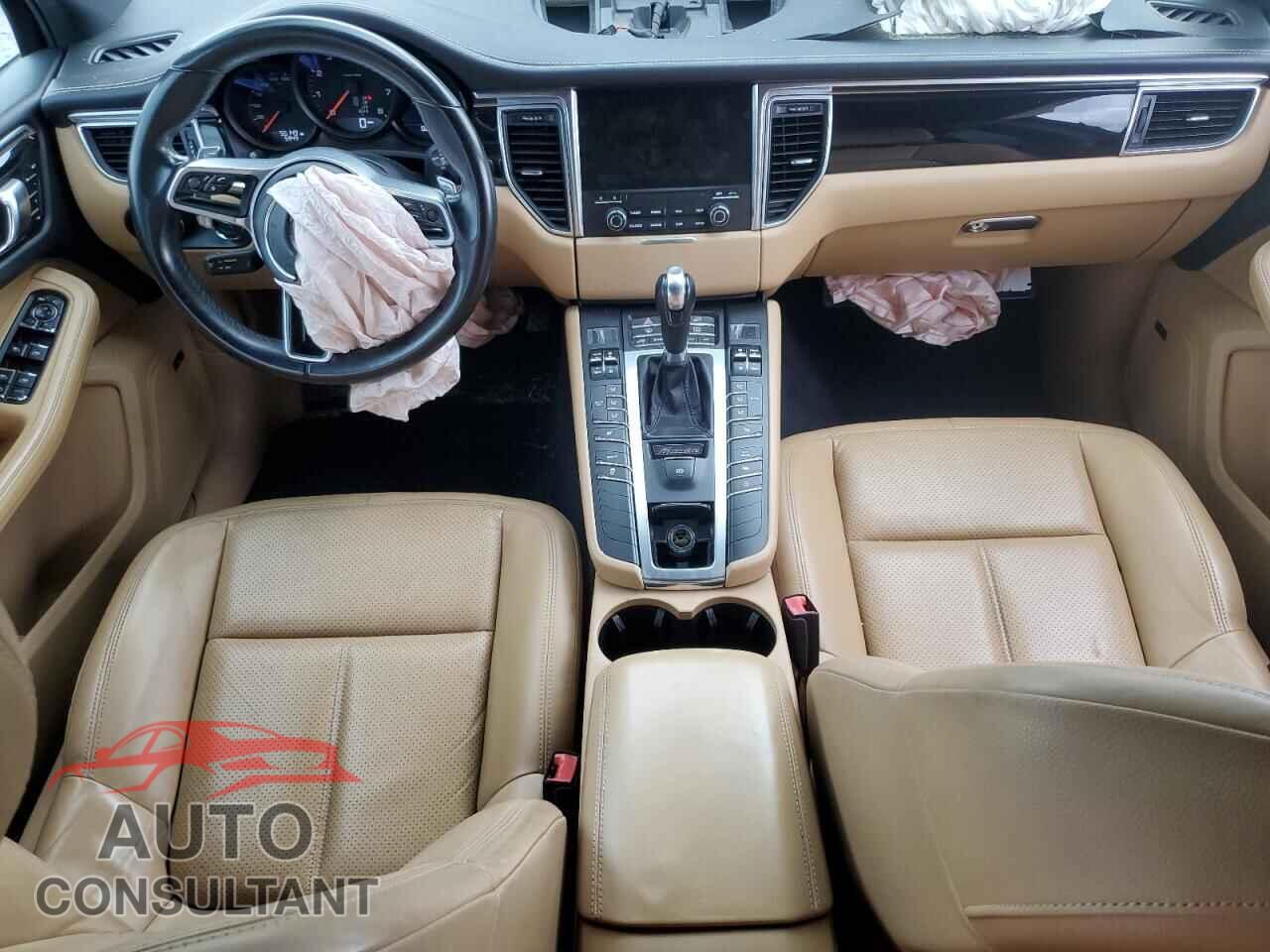 PORSCHE MACAN 2017 - WP1AA2A57HLB04159