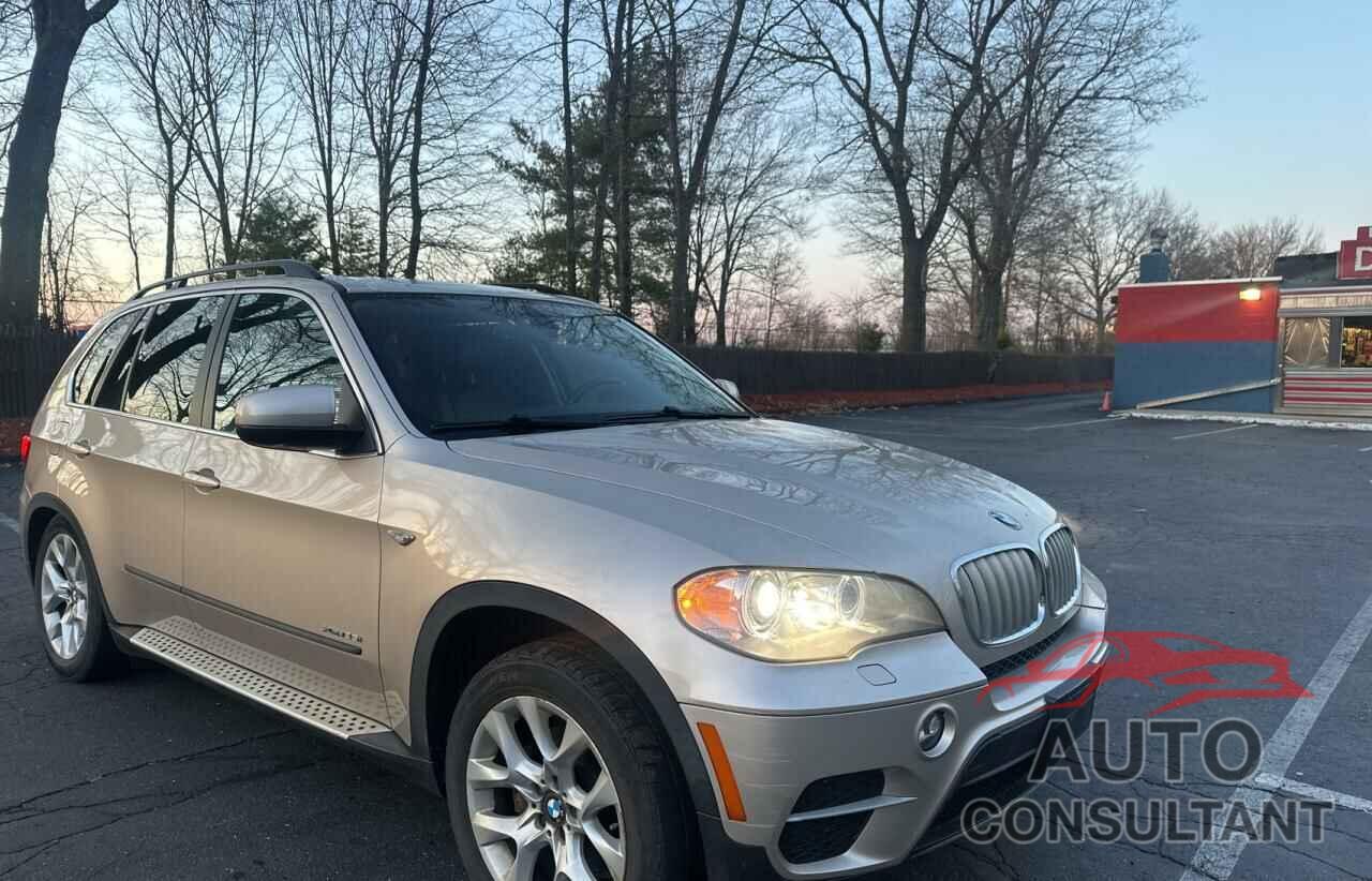 BMW X5 2013 - 5UXZV4C58D0E03691
