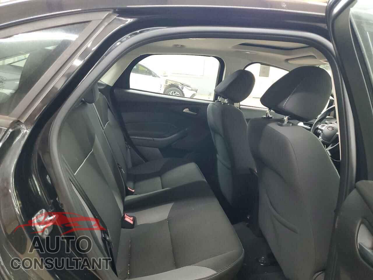 FORD FOCUS 2014 - 1FADP3F29EL457568