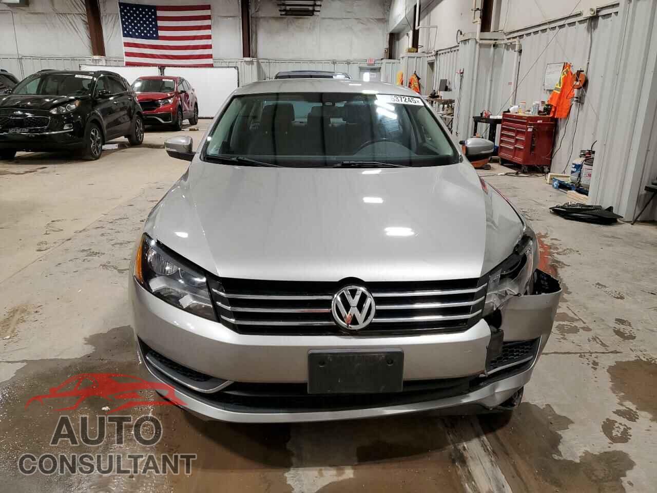 VOLKSWAGEN PASSAT 2014 - 1VWAT7A31EC097953