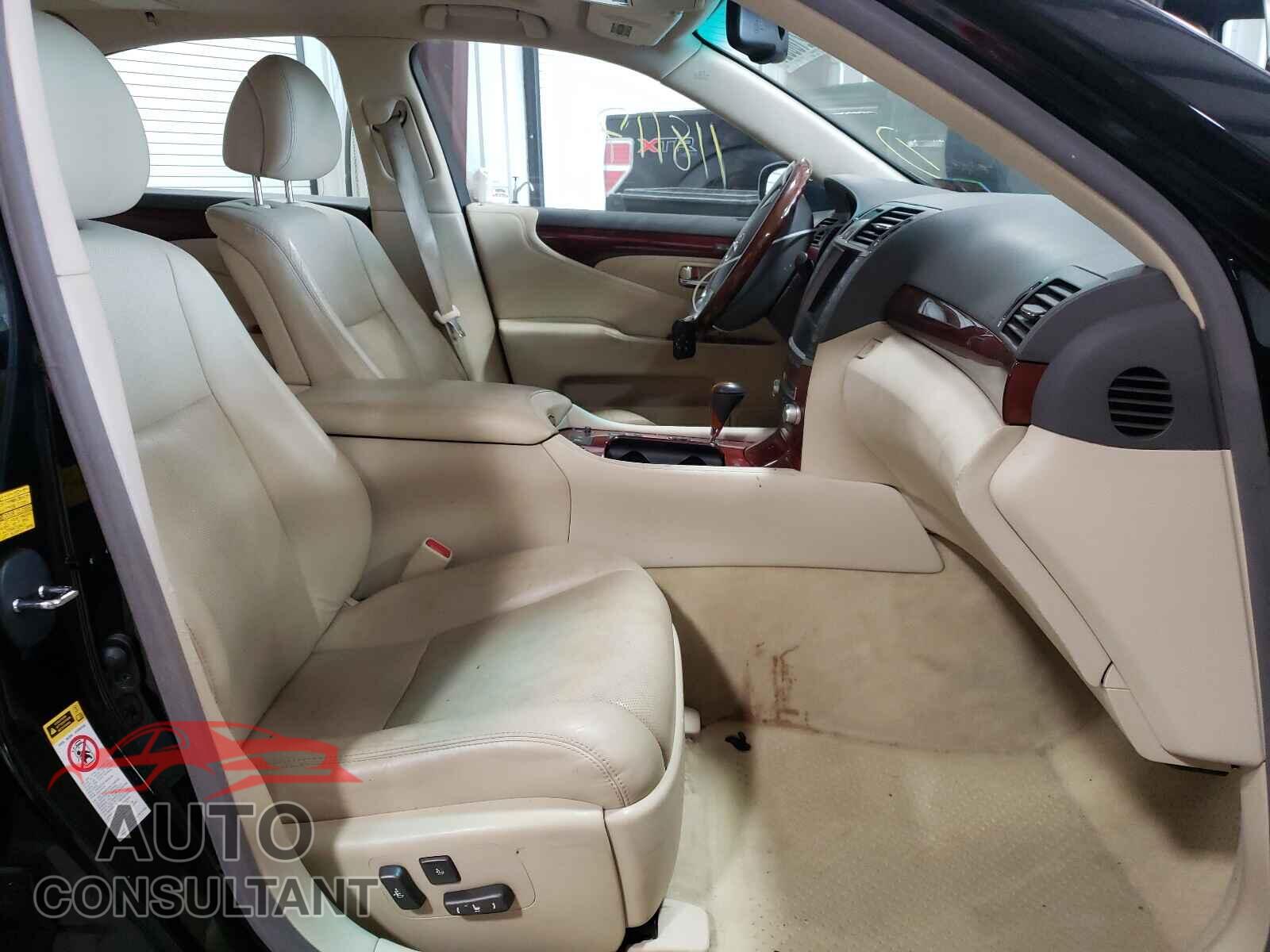 LEXUS LS460 2010 - JTHCL5EF9A5004713