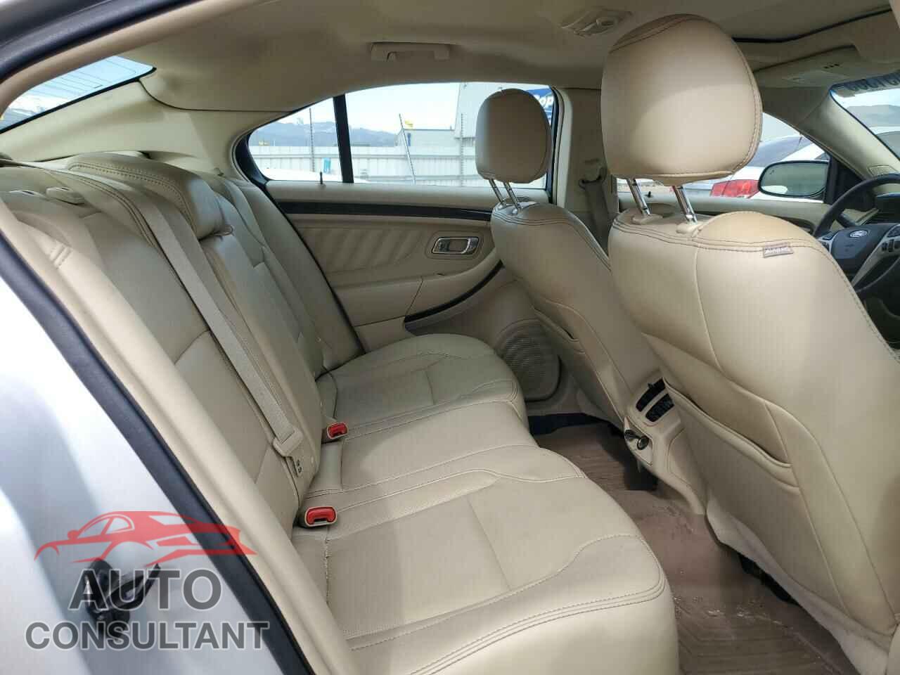 FORD TAURUS 2013 - 1FAHP2F82DG235526