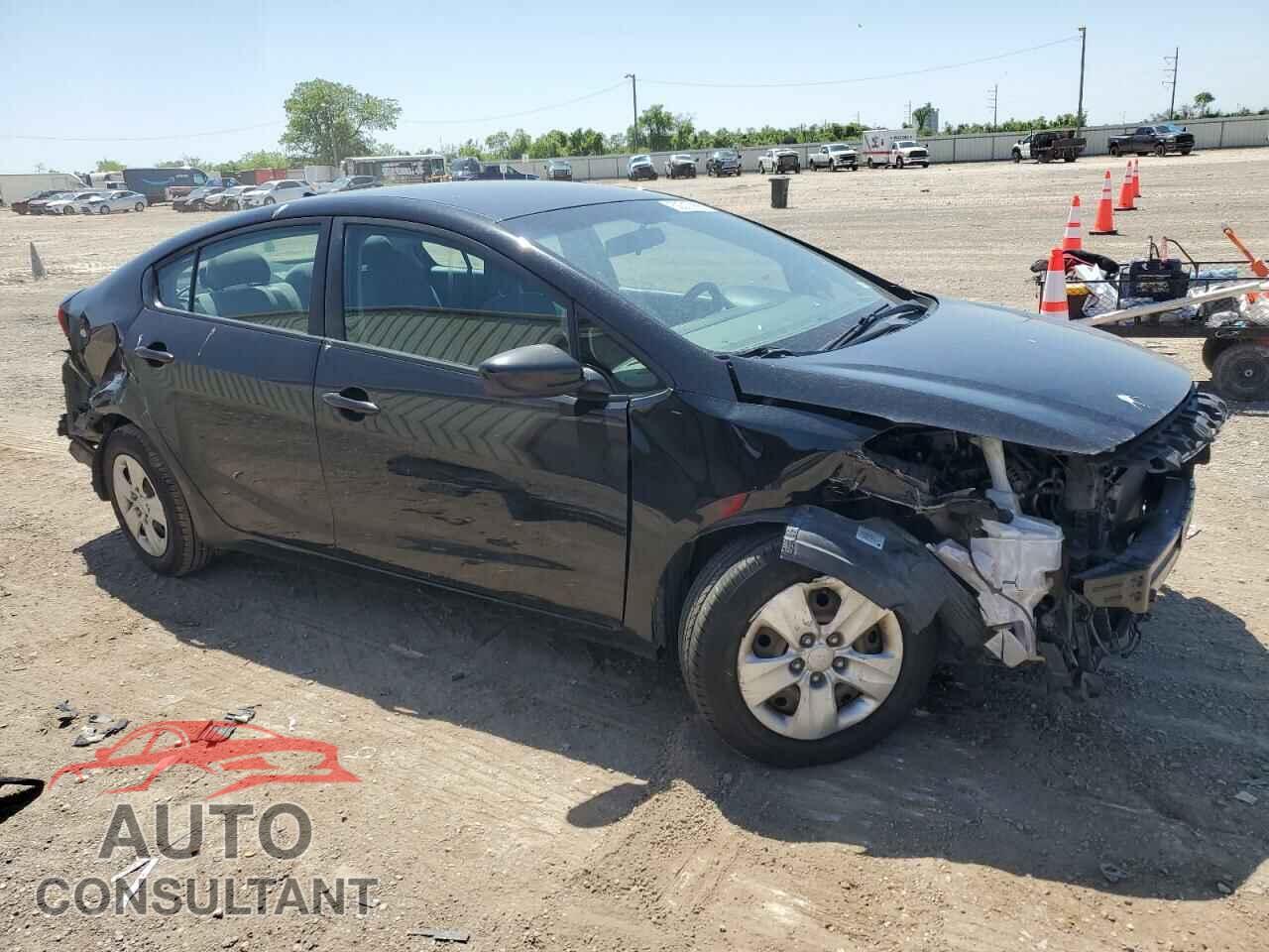 KIA FORTE 2017 - 3KPFL4A76HE082453