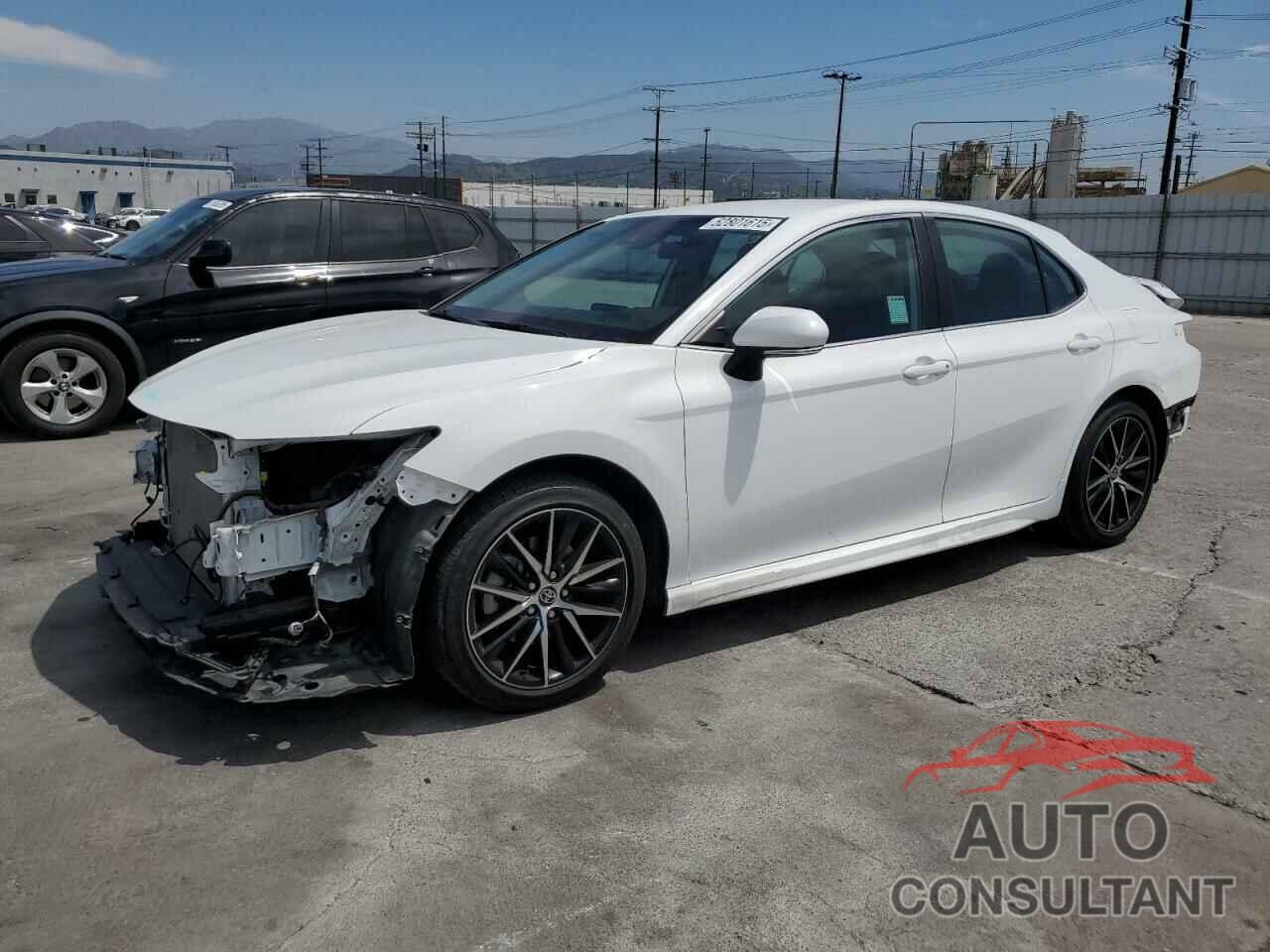 TOYOTA CAMRY 2022 - 4T1G11AK5NU628827