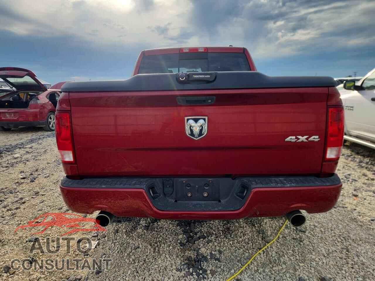 DODGE RAM 1500 2012 - 1C6RD7MT5CS209520