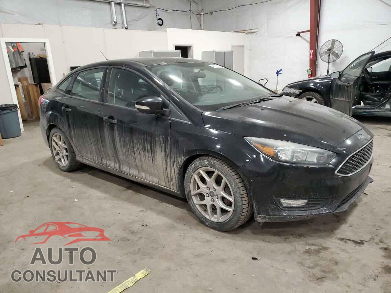 FORD FOCUS 2015 - 1FADP3F21FL285263