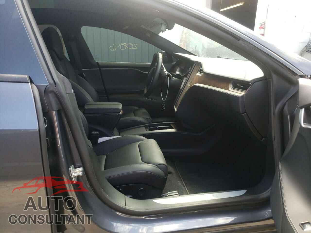 TESLA MODEL S 2019 - 5YJSA1E27KF305778