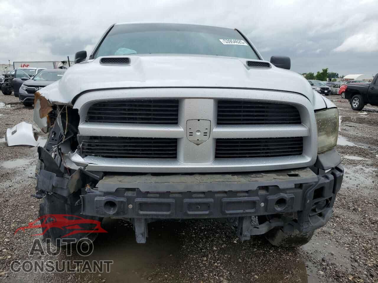 DODGE RAM 1500 2012 - 1C6RD7MT5CS123785