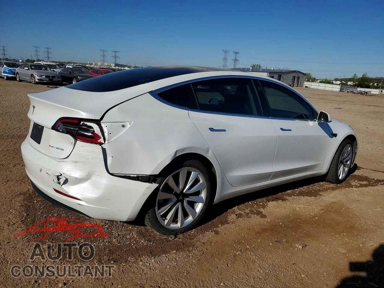 TESLA MODEL 3 2019 - 5YJ3E1EB7KF469394