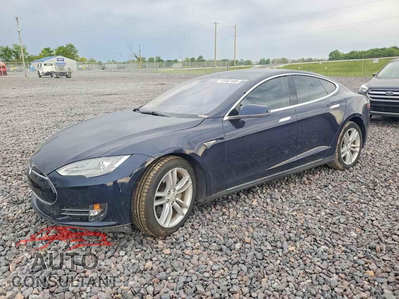 TESLA MODEL S 2013 - 5YJSA1CG9DFP17248