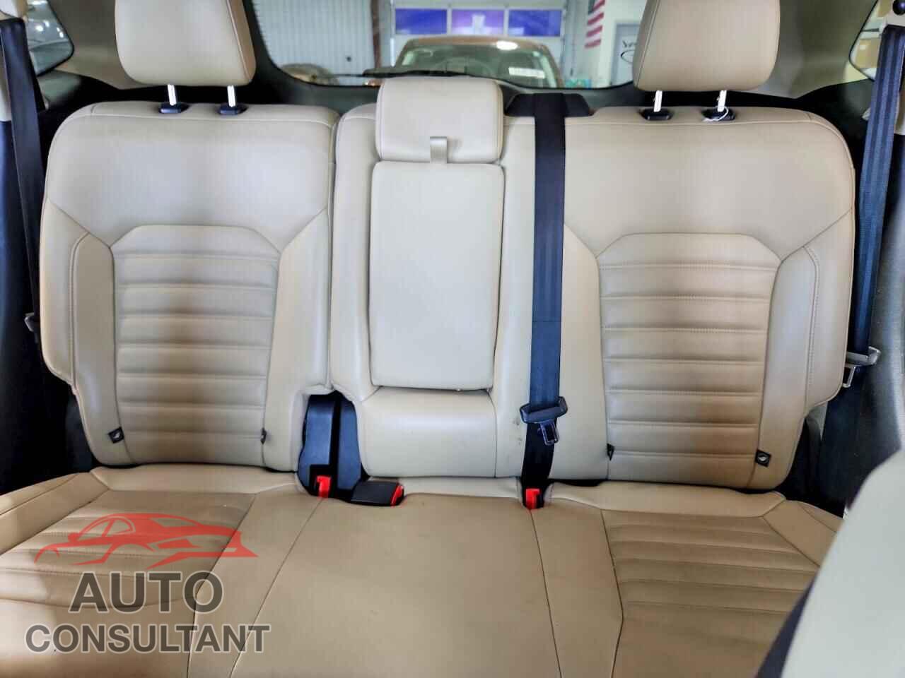 FORD EDGE 2016 - 2FMPK3J90GBC37809