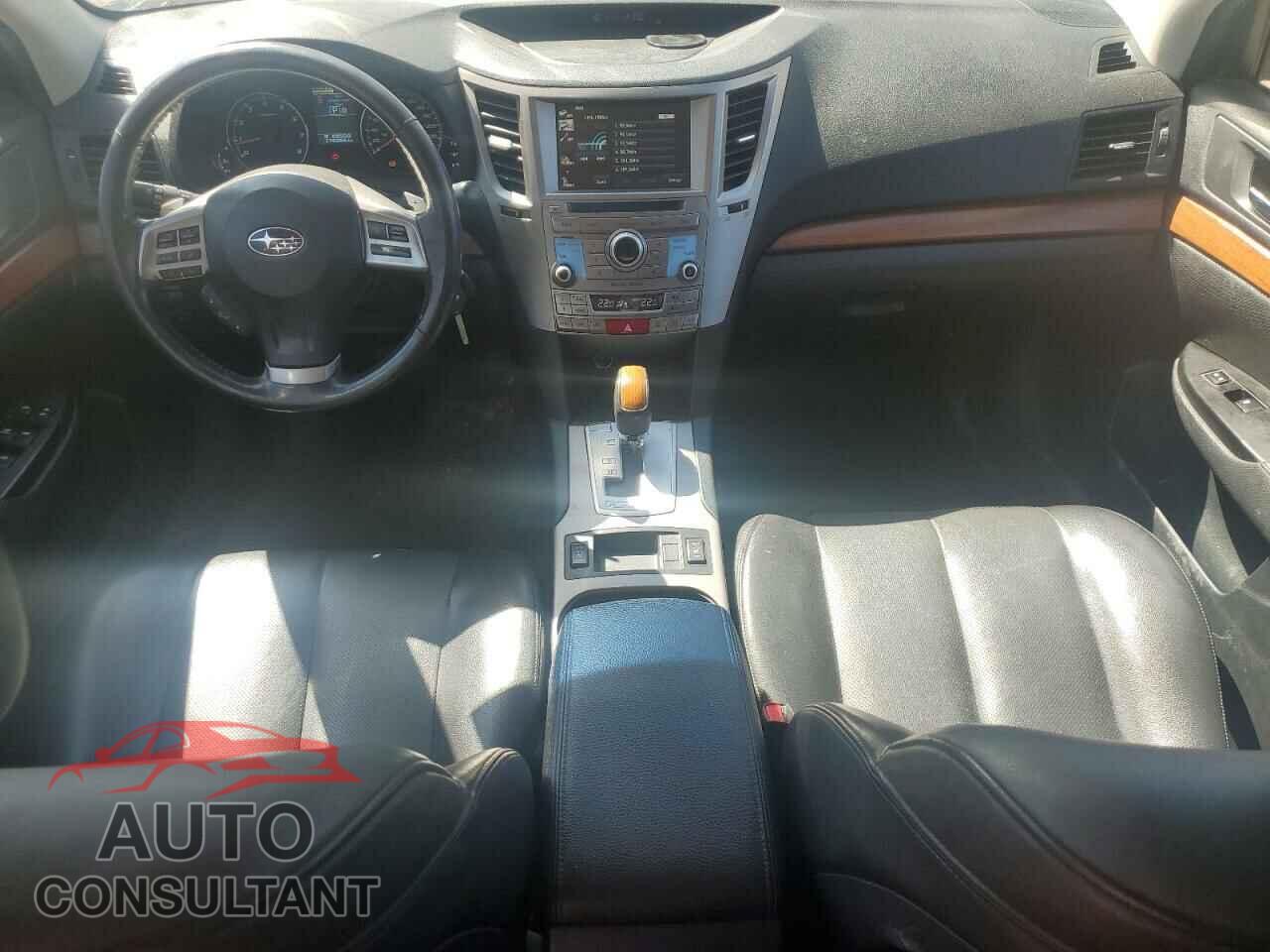 SUBARU OUTBACK 2014 - 4S4BRGMC4E3282821