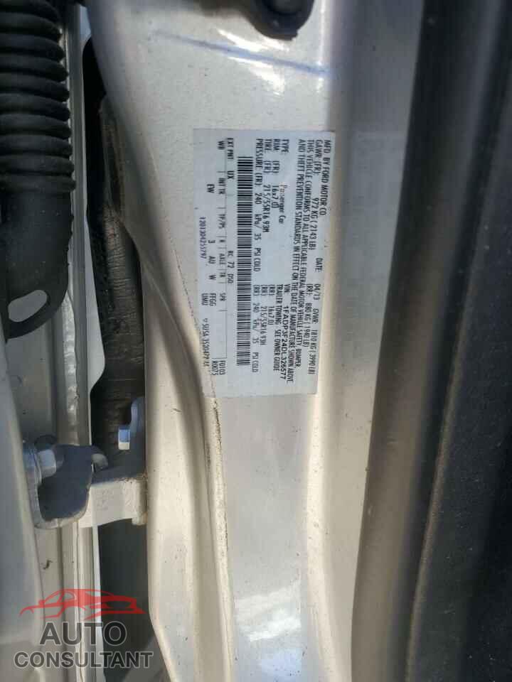 FORD FOCUS 2013 - 1FADP3F24DL326577