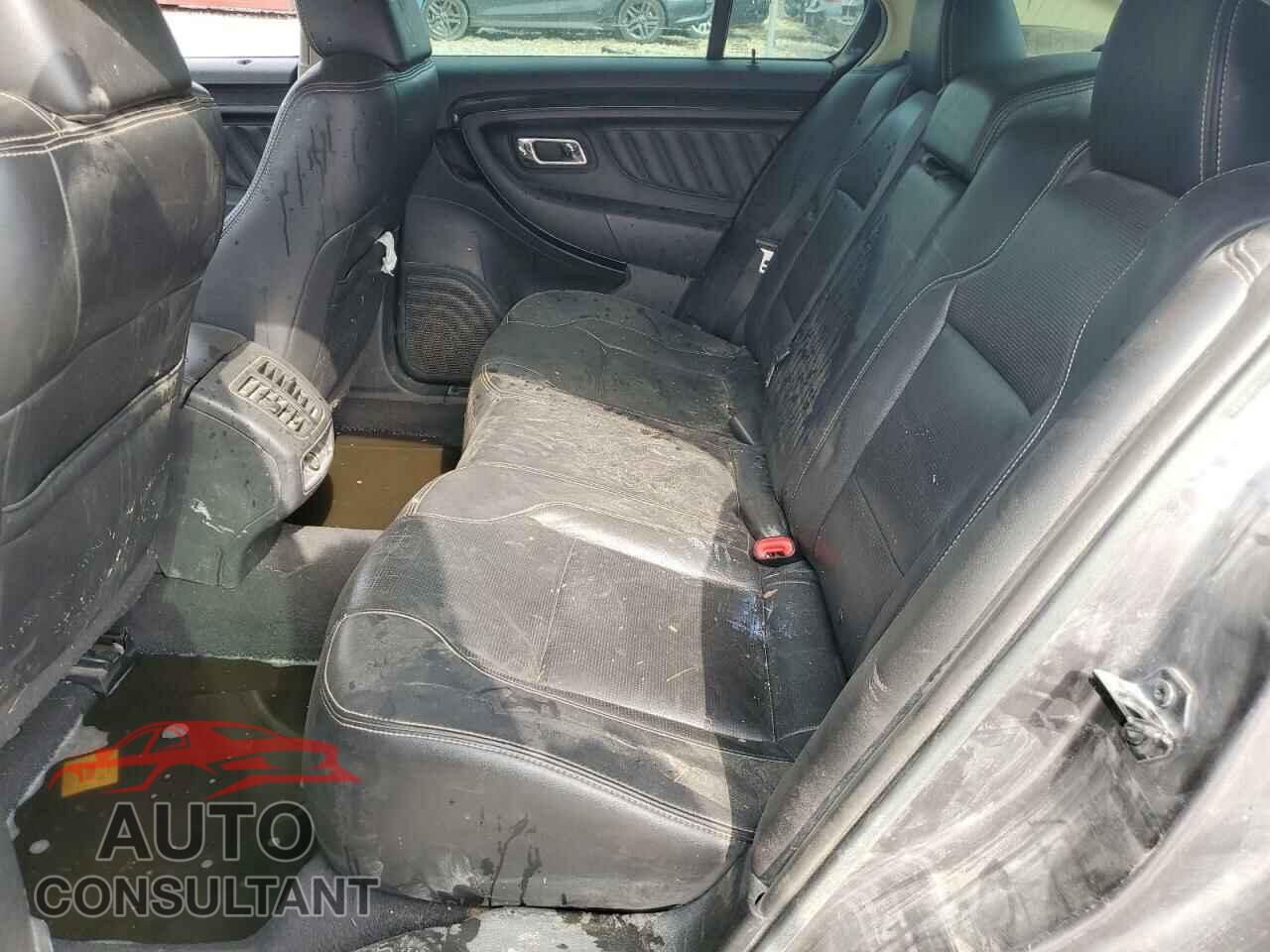 FORD TAURUS 2011 - 1FAHP2FW2BG155722