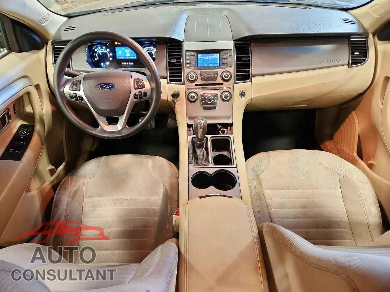 FORD TAURUS 2017 - 1FAHP2D80HG132355