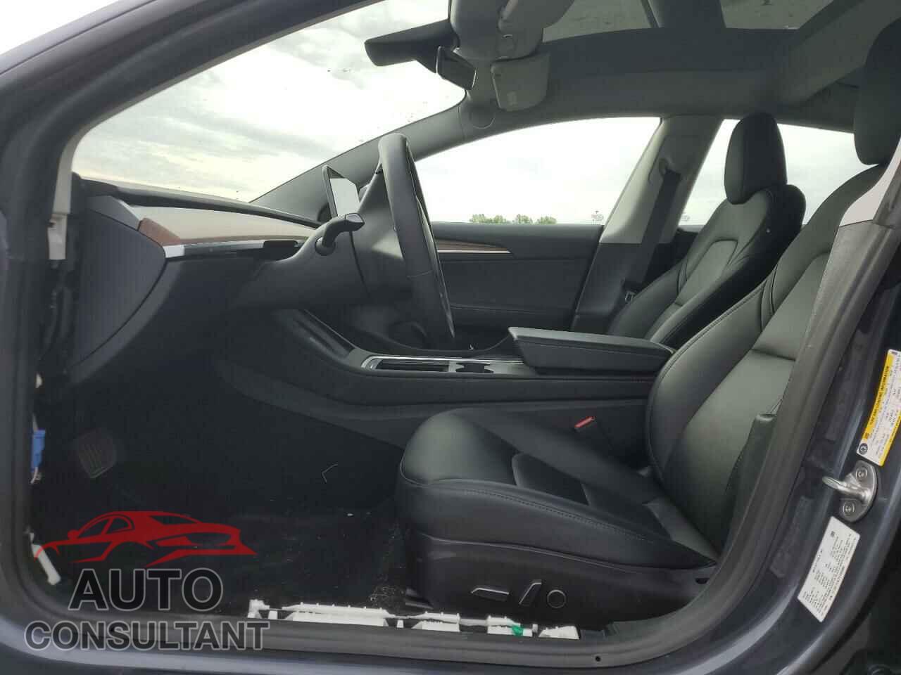 TESLA MODEL 3 2023 - 5YJ3E1EA2PF495688